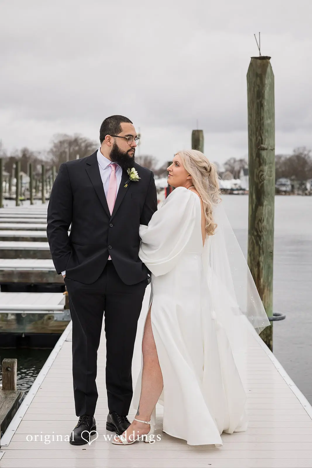 Harbor Lights Wedding // Victoria & Iziah -