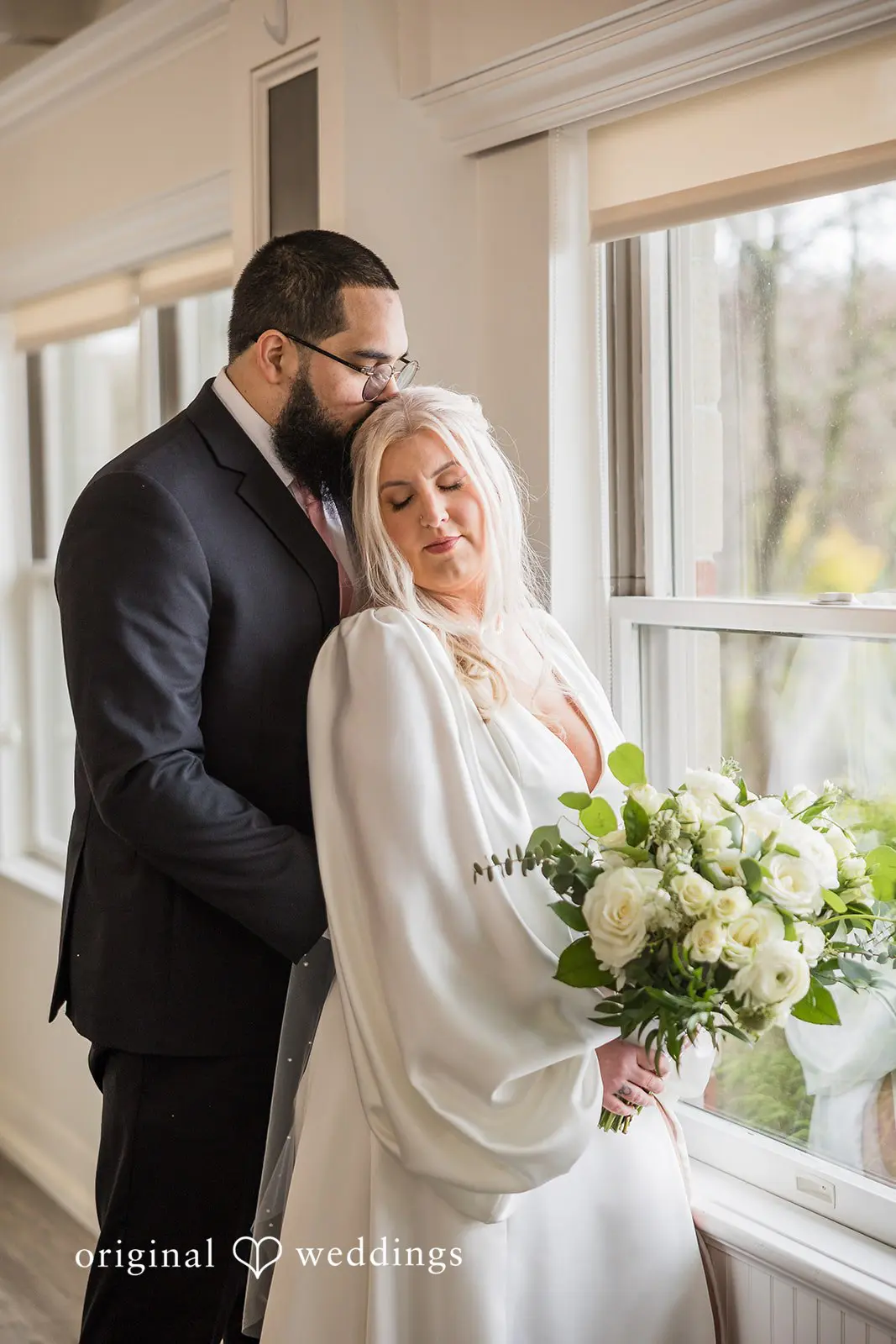 Harbor Lights Wedding // Victoria & Iziah -