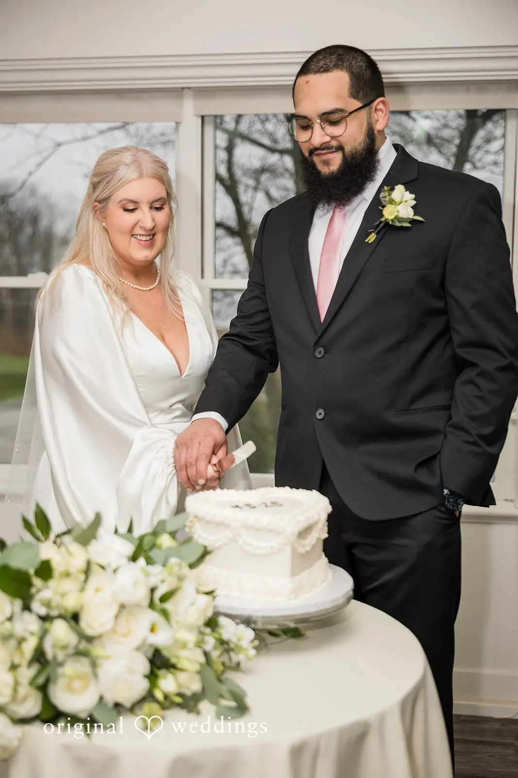 Harbor Lights Wedding // Victoria & Iziah -