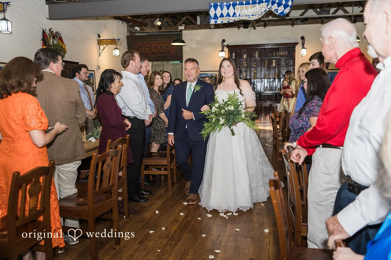 Lauren + Nickolas Hofbrauhaus Wedding // Lauren & Nickolas -