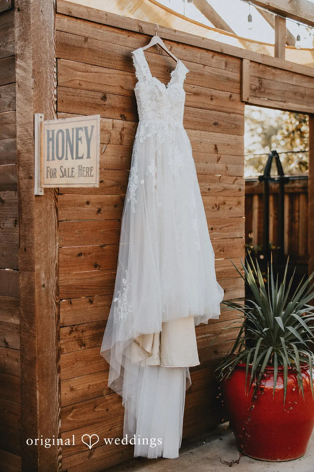 Honey Locust Farms Wedding // Makenna & Andrew -
