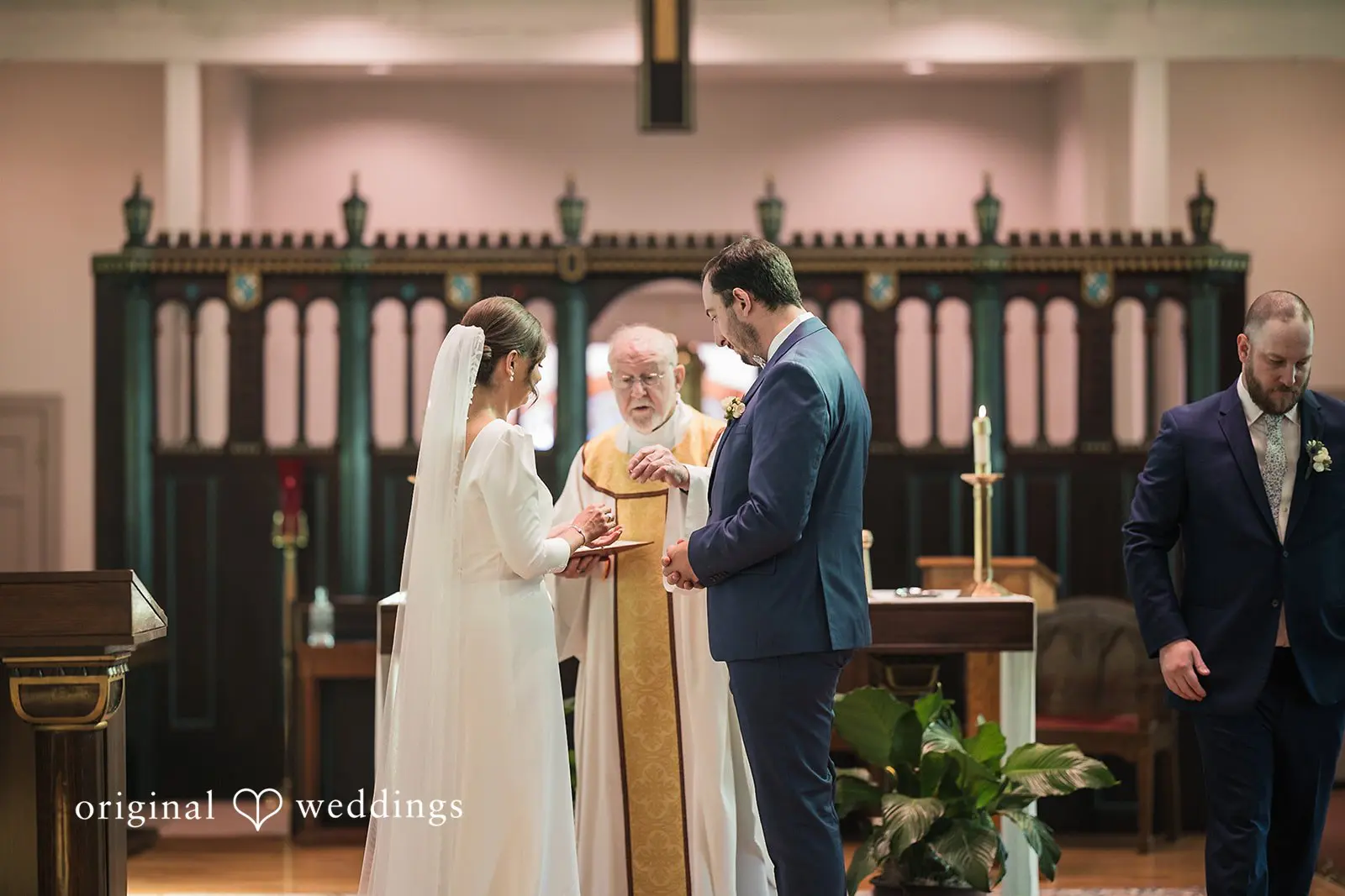 Megan + John Hull Yacht Club Wedding // Megan & John -