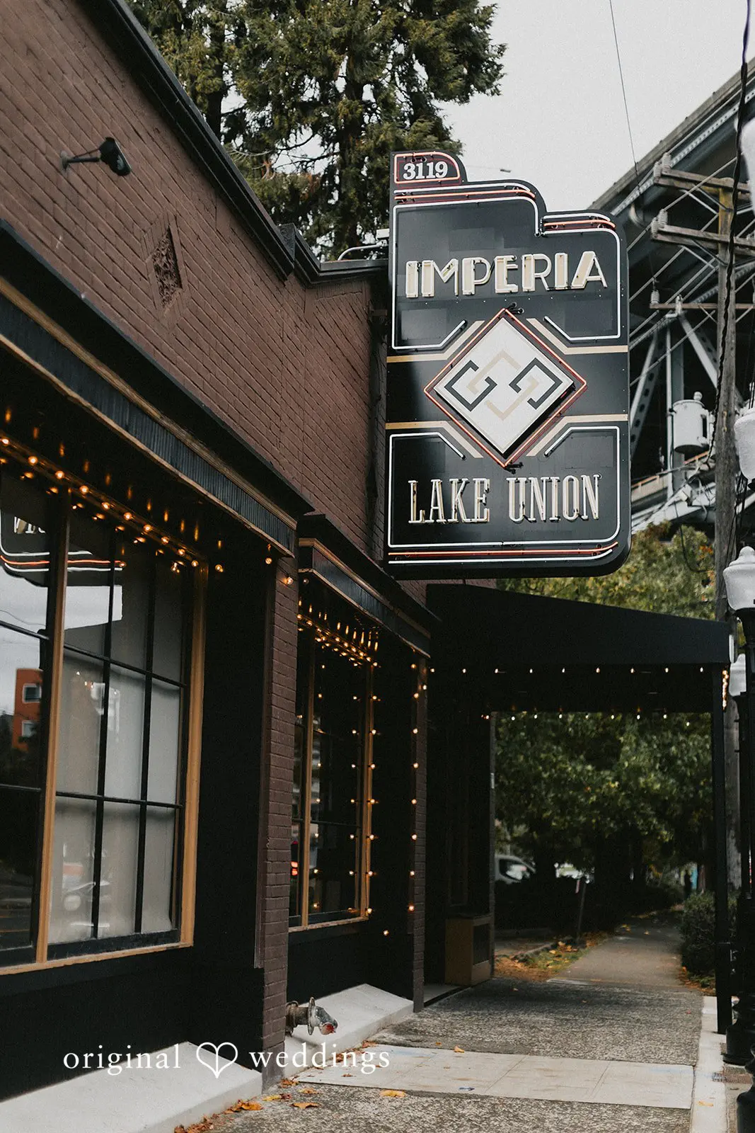 Paloma + Dustin Imperia Lake Union Wedding // Paloma & Dustin -