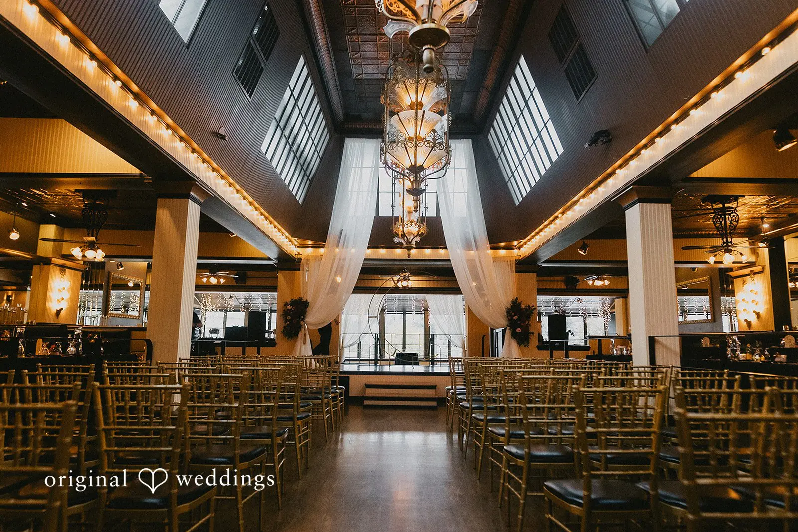 Paloma + Dustin Imperia Lake Union Wedding // Paloma & Dustin -