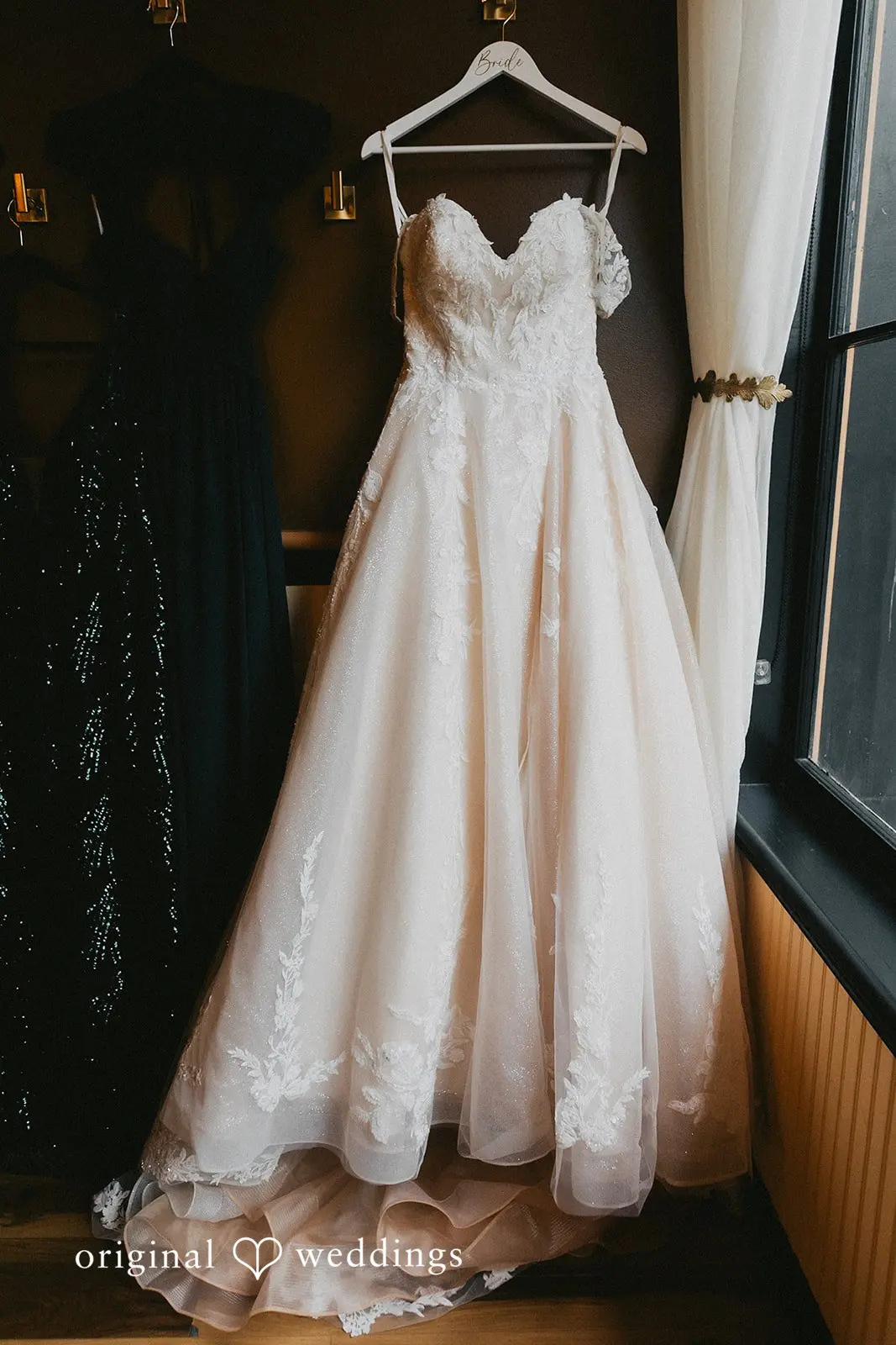 Paloma + Dustin Imperia Lake Union Wedding // Paloma & Dustin -