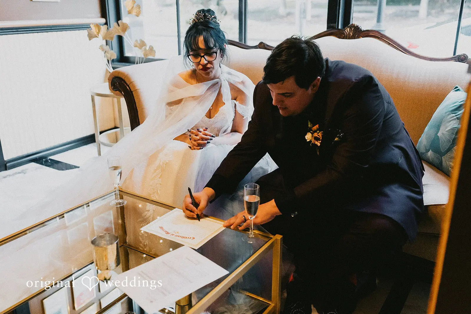 Paloma + Dustin Imperia Lake Union Wedding // Paloma & Dustin -