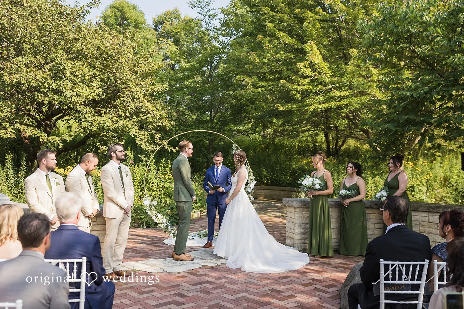 Melissa + Chris Independence Grove Wedding // Melissa & Chris -