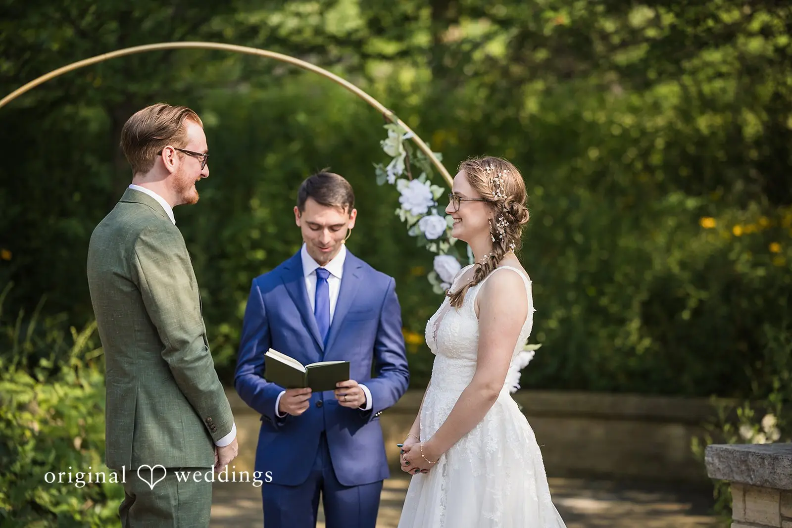 Melissa + Chris Independence Grove Wedding // Melissa & Chris -