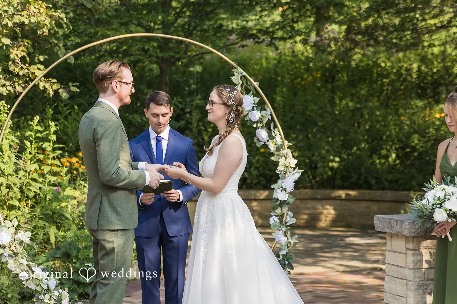 Melissa + Chris Independence Grove Wedding // Melissa & Chris -