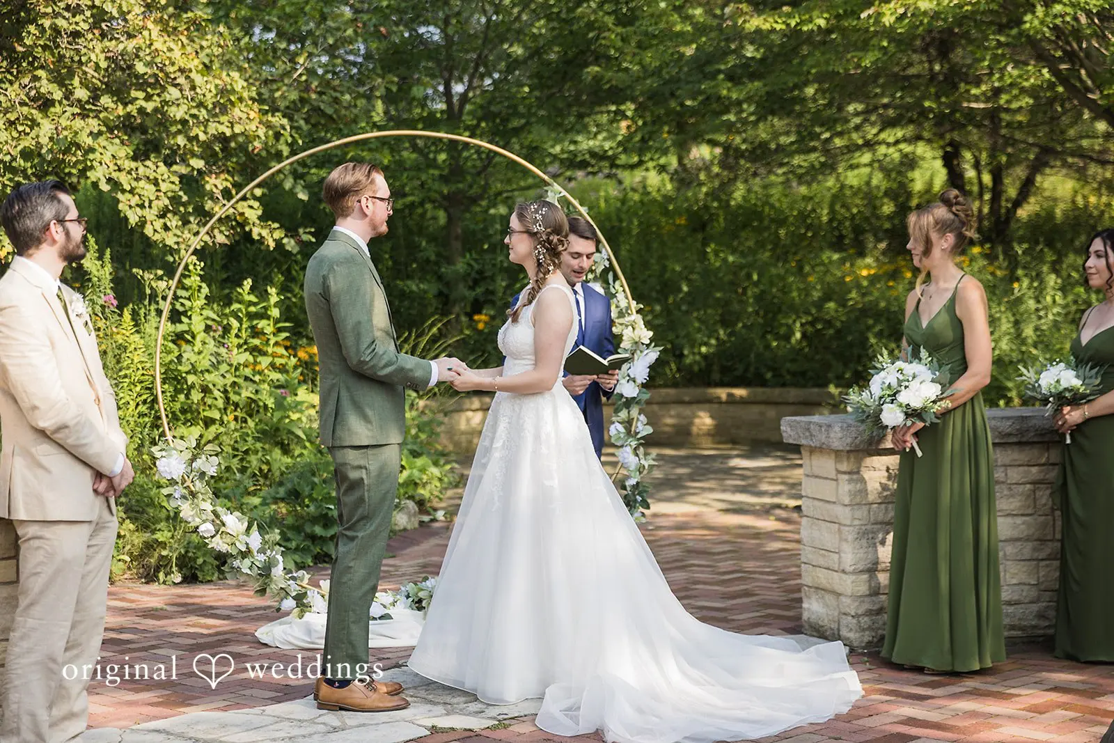 Melissa + Chris Independence Grove Wedding // Melissa & Chris -