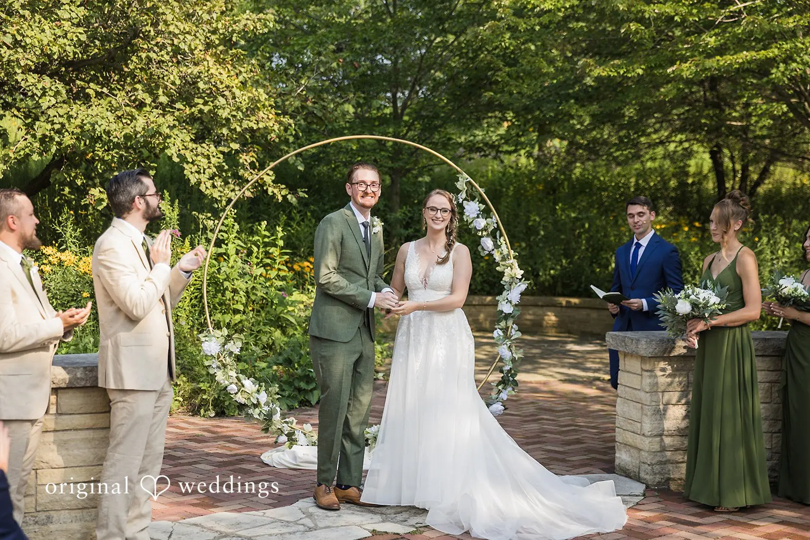 Melissa + Chris Independence Grove Wedding // Melissa & Chris -
