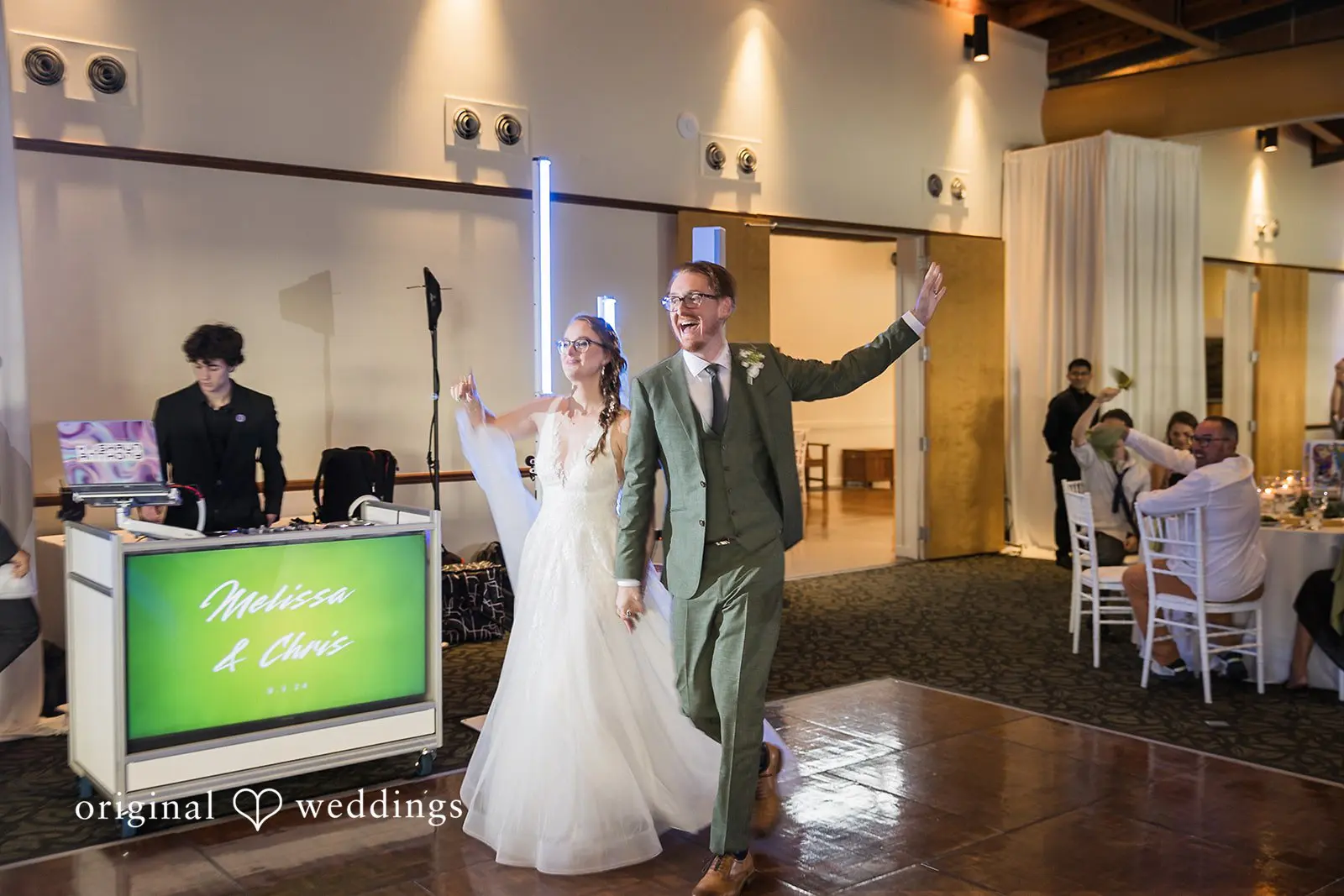 Melissa + Chris Independence Grove Wedding // Melissa & Chris -