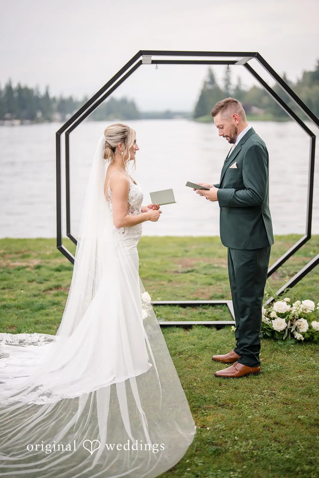 Island Lodge by Al Lago Wedding // Paige & Mike -