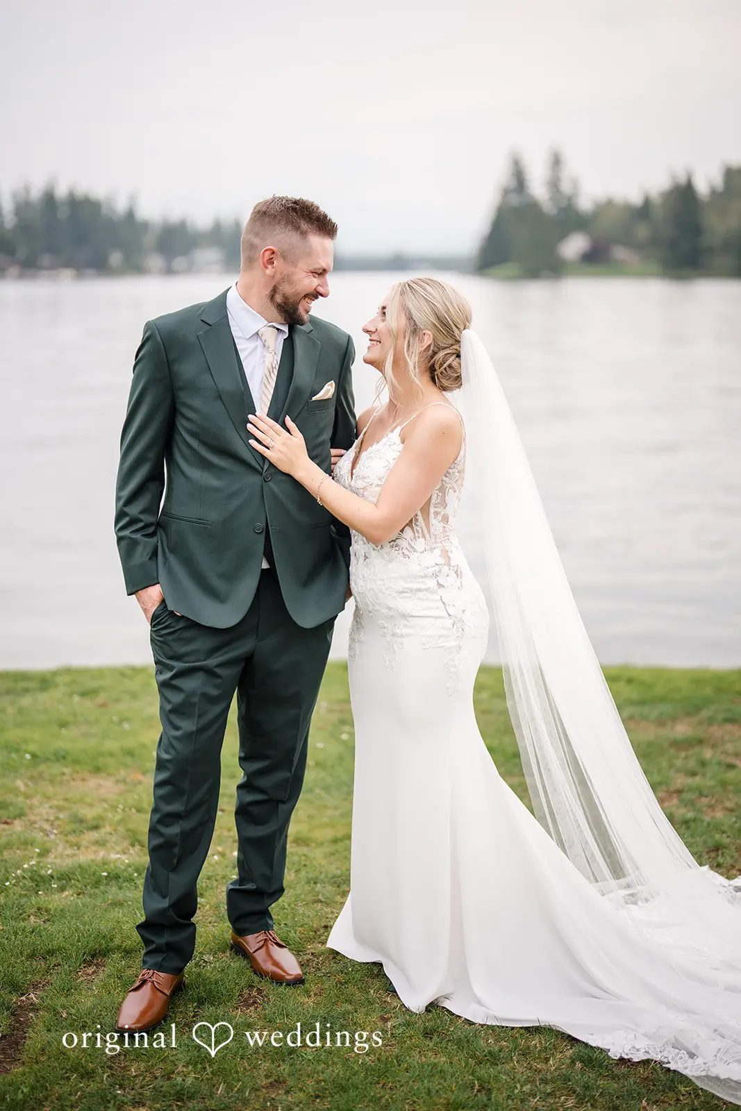 Island Lodge by Al Lago Wedding // Paige & Mike -