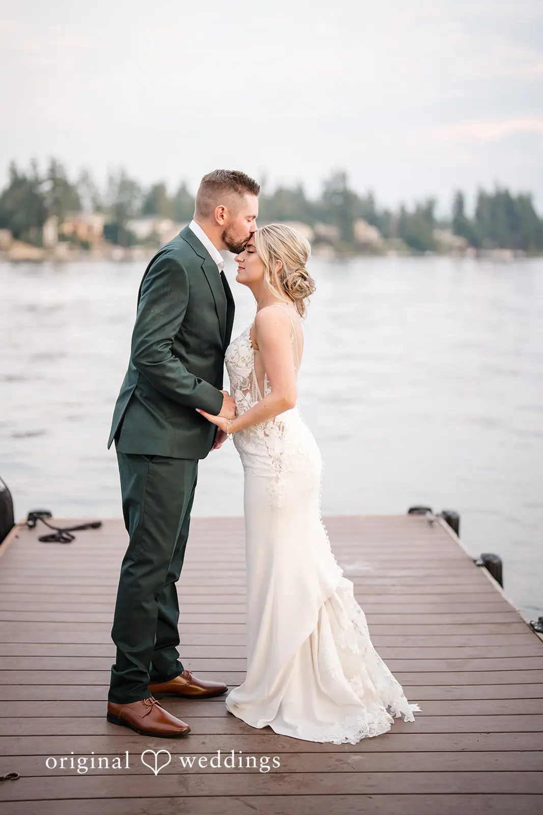 Island Lodge by Al Lago Wedding // Paige & Mike -