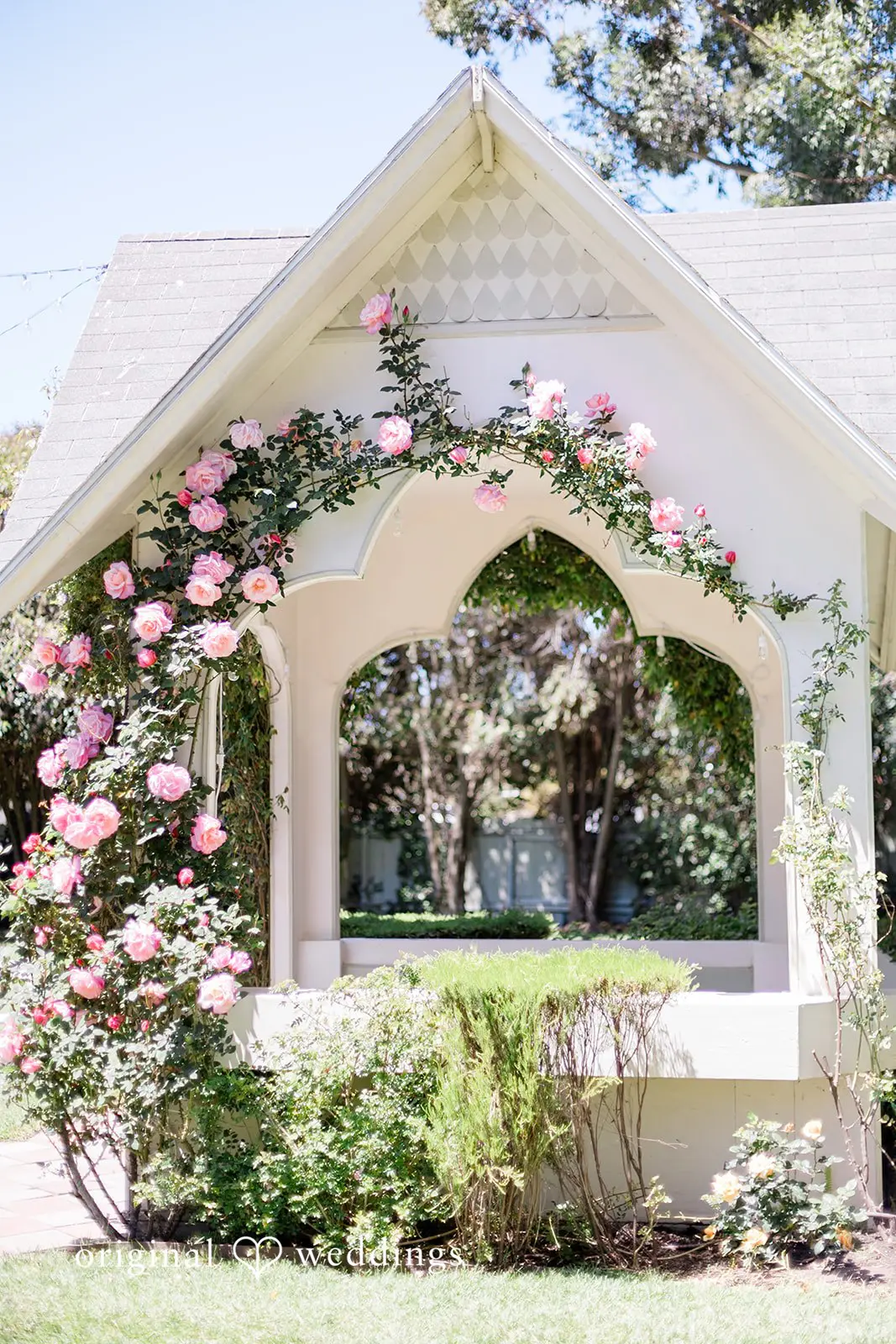 Kayleigh + Nicholas Kaleidoscope Inn & Gardens Wedding // Kayleigh & Nicholas -