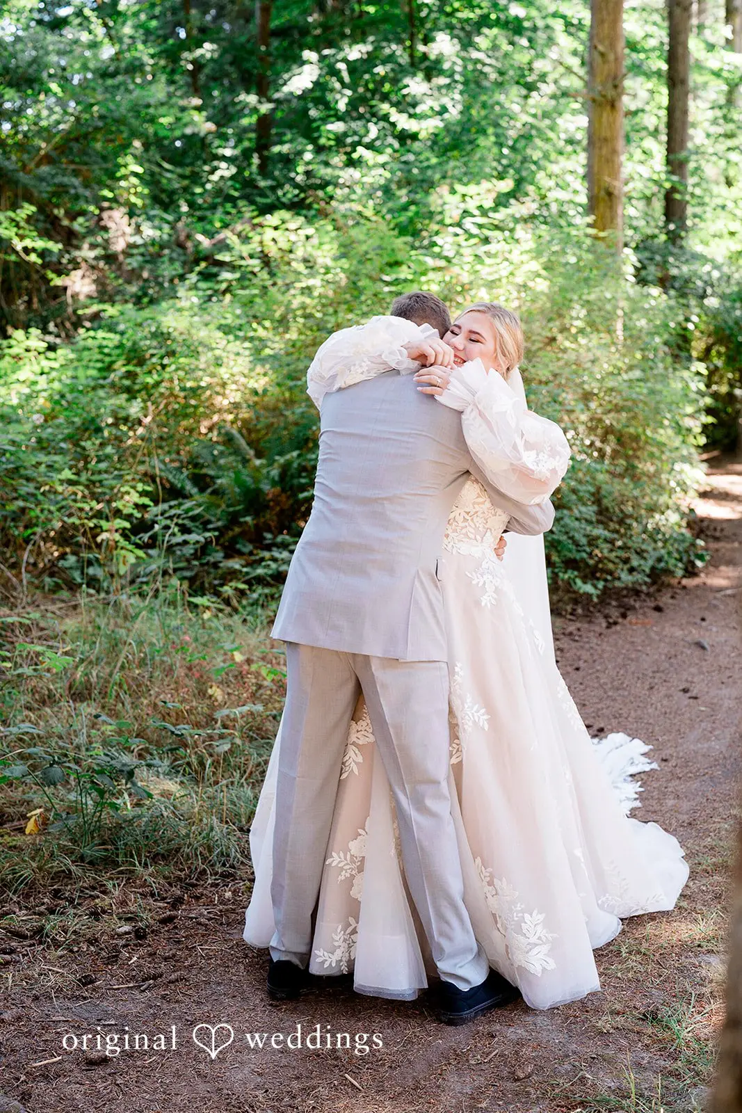 Alexus + Eric Kitsap Memorial State Park Wedding // Alexus & Eric -