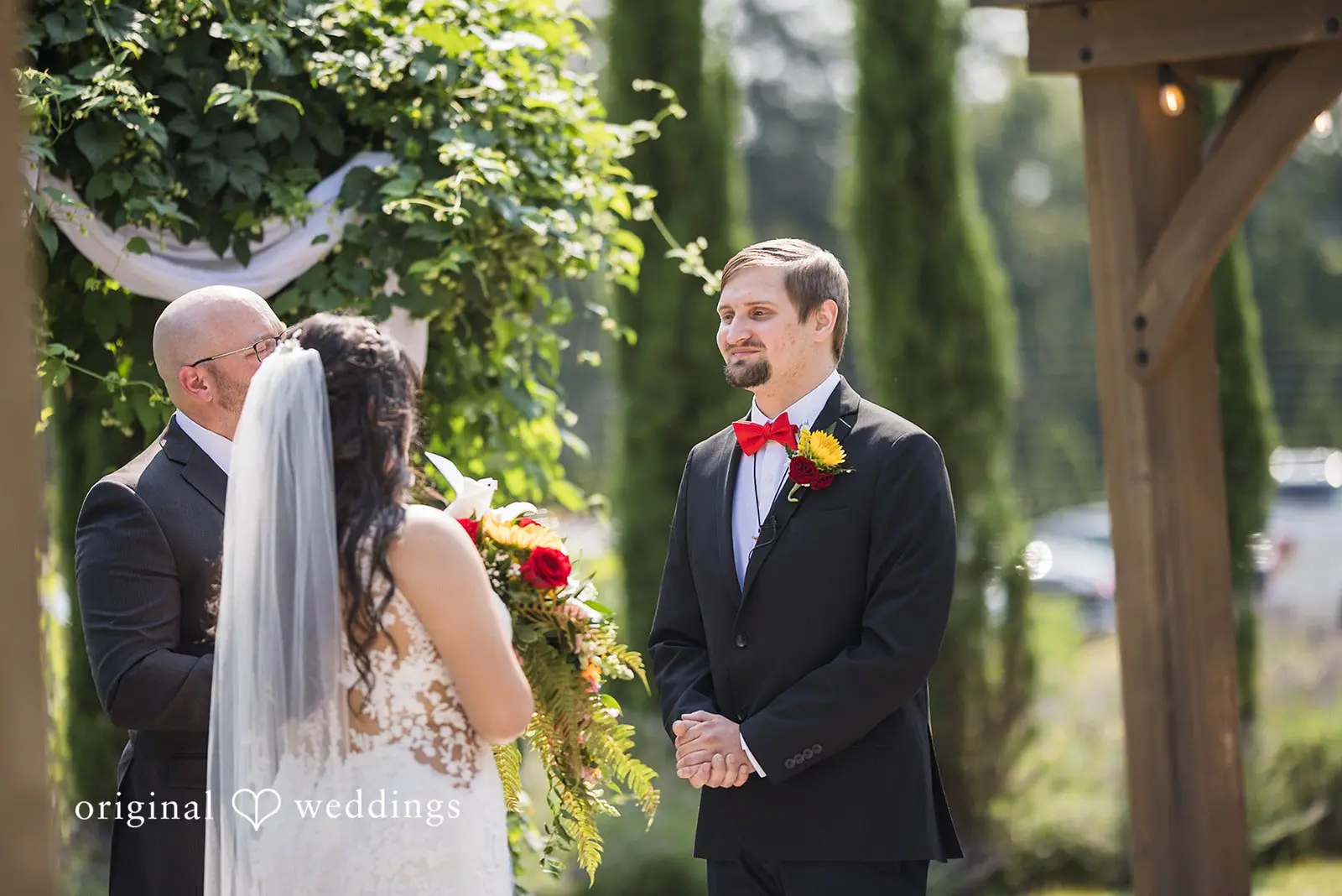 Melissa + Paul Knoll Crest Gardens Wedding // Melissa & Paul -