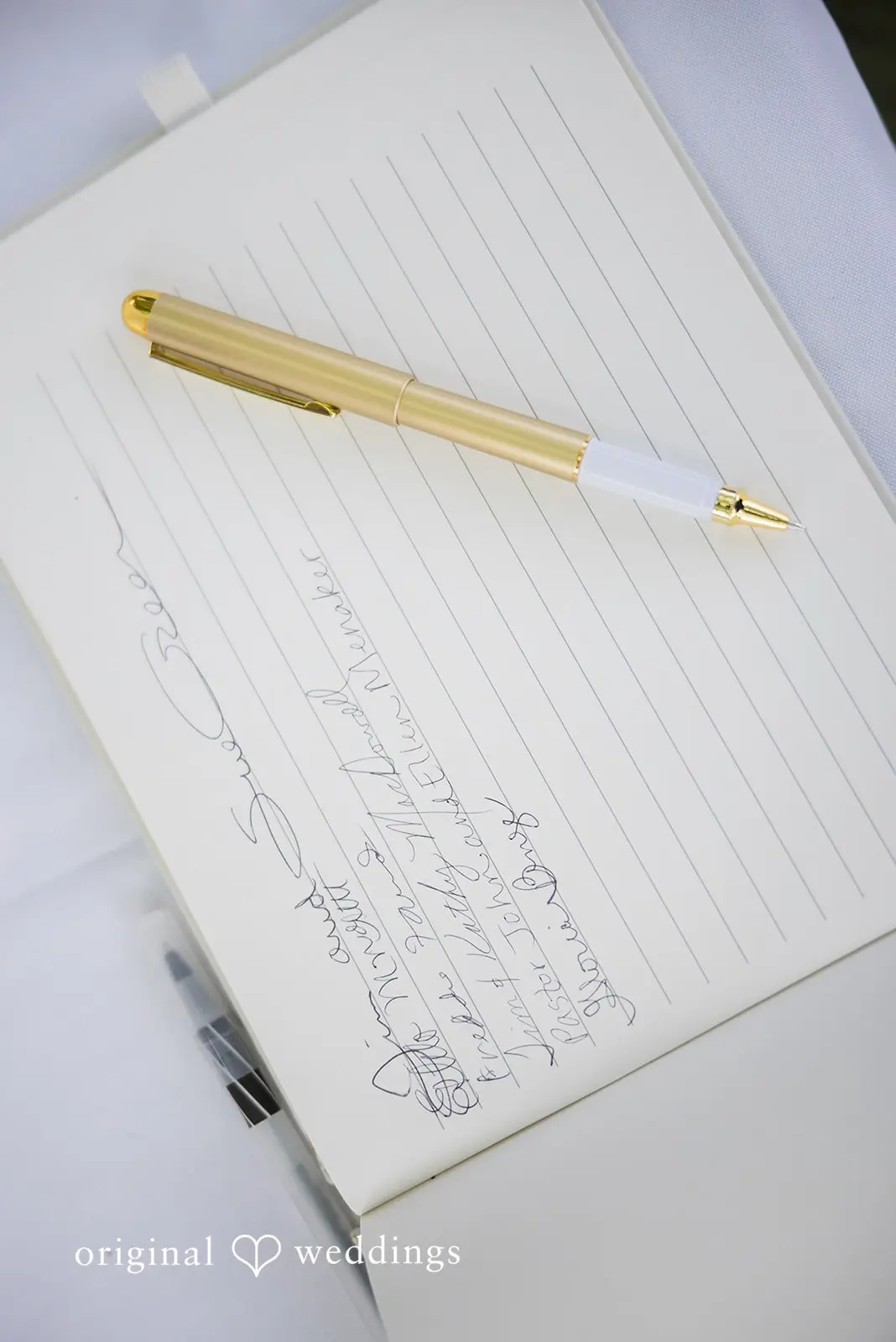 Melissa + Paul Knoll Crest Gardens Wedding // Melissa & Paul -