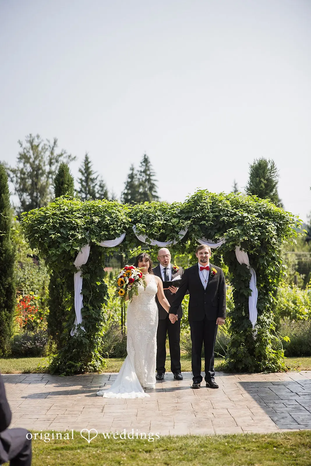 Melissa + Paul Knoll Crest Gardens Wedding // Melissa & Paul -