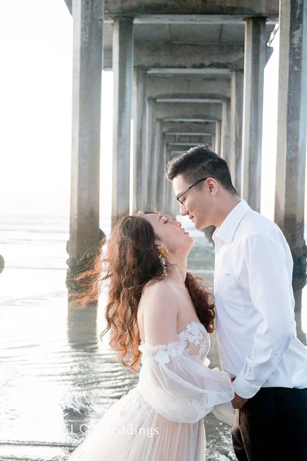 Wentao + Wenjia La Jolla Cove Bridge Club Wedding // Wentao & Wenjia -