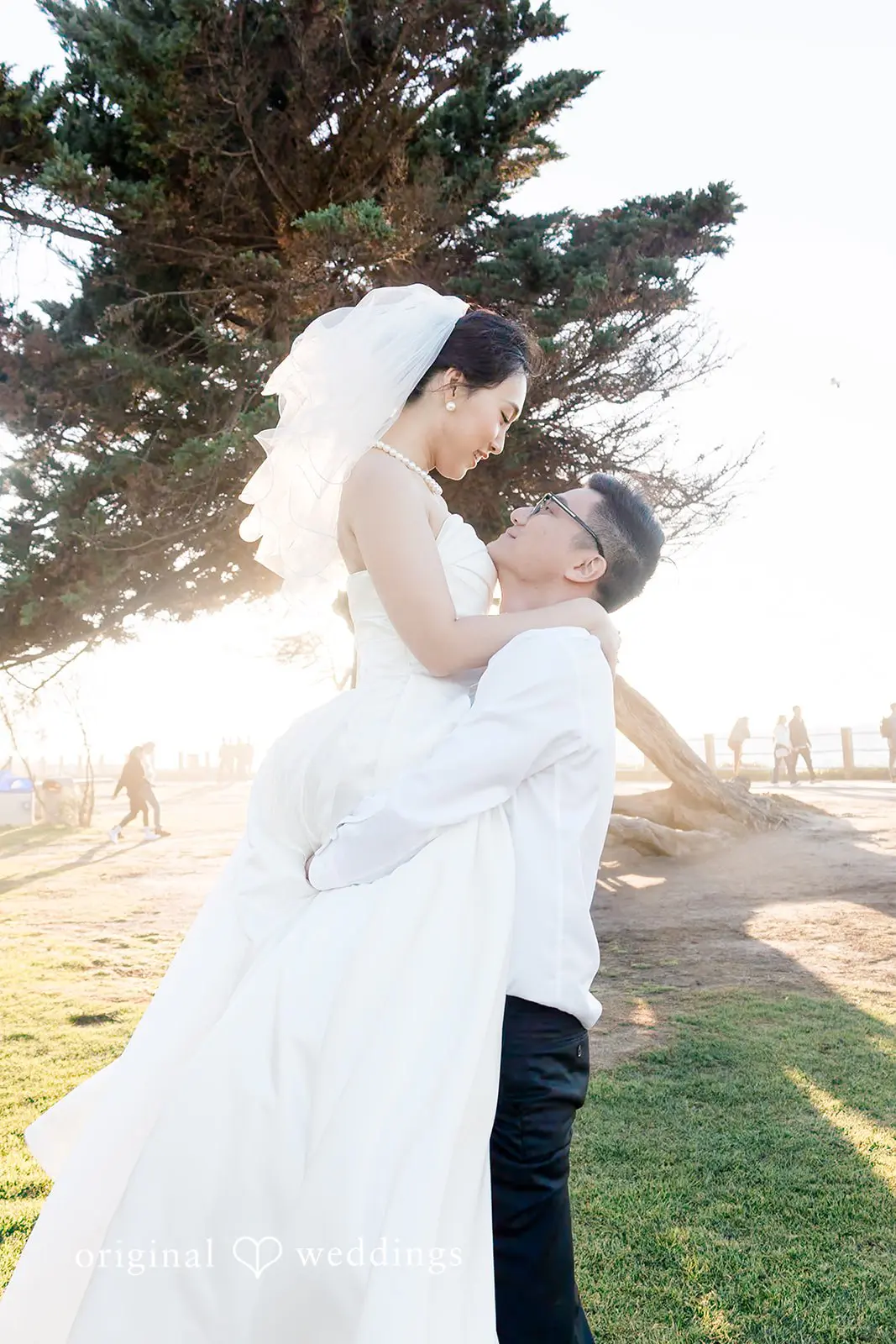 Wentao + Wenjia La Jolla Cove Bridge Club Wedding // Wentao & Wenjia -