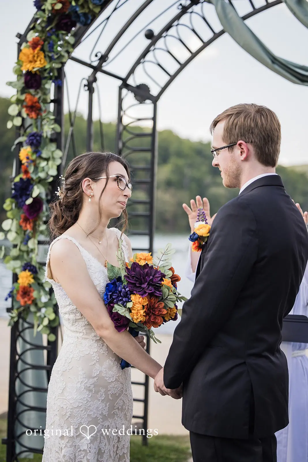 Julianne + Isaac Lake Valhalla Club Wedding // Julianne & Isaac -