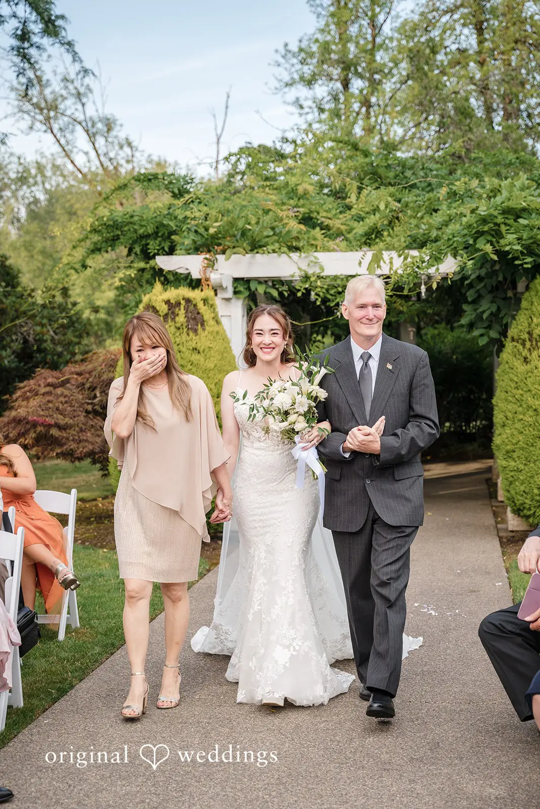 Alisa + Ramzey Lakeside Gardens Wedding // Alisa & Ramzey -