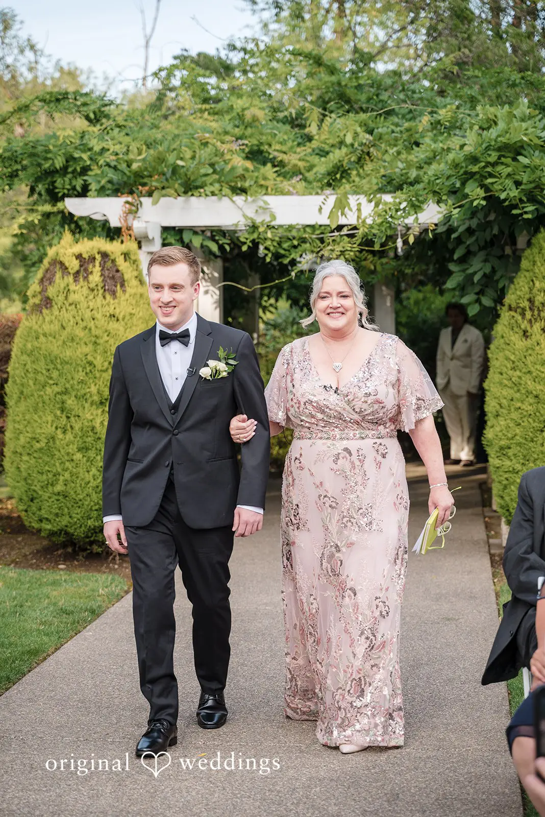 Alisa + Ramzey Lakeside Gardens Wedding // Alisa & Ramzey -
