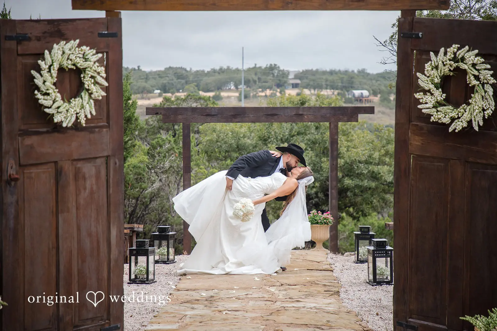 Longhorn Getaway Wedding // Maranda & Robert -