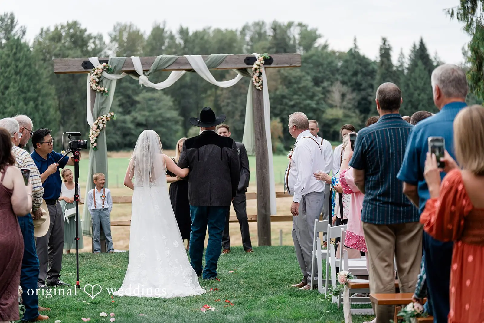 Emmy + Tres Machias Meadows Wedding // Emmy & Tres -