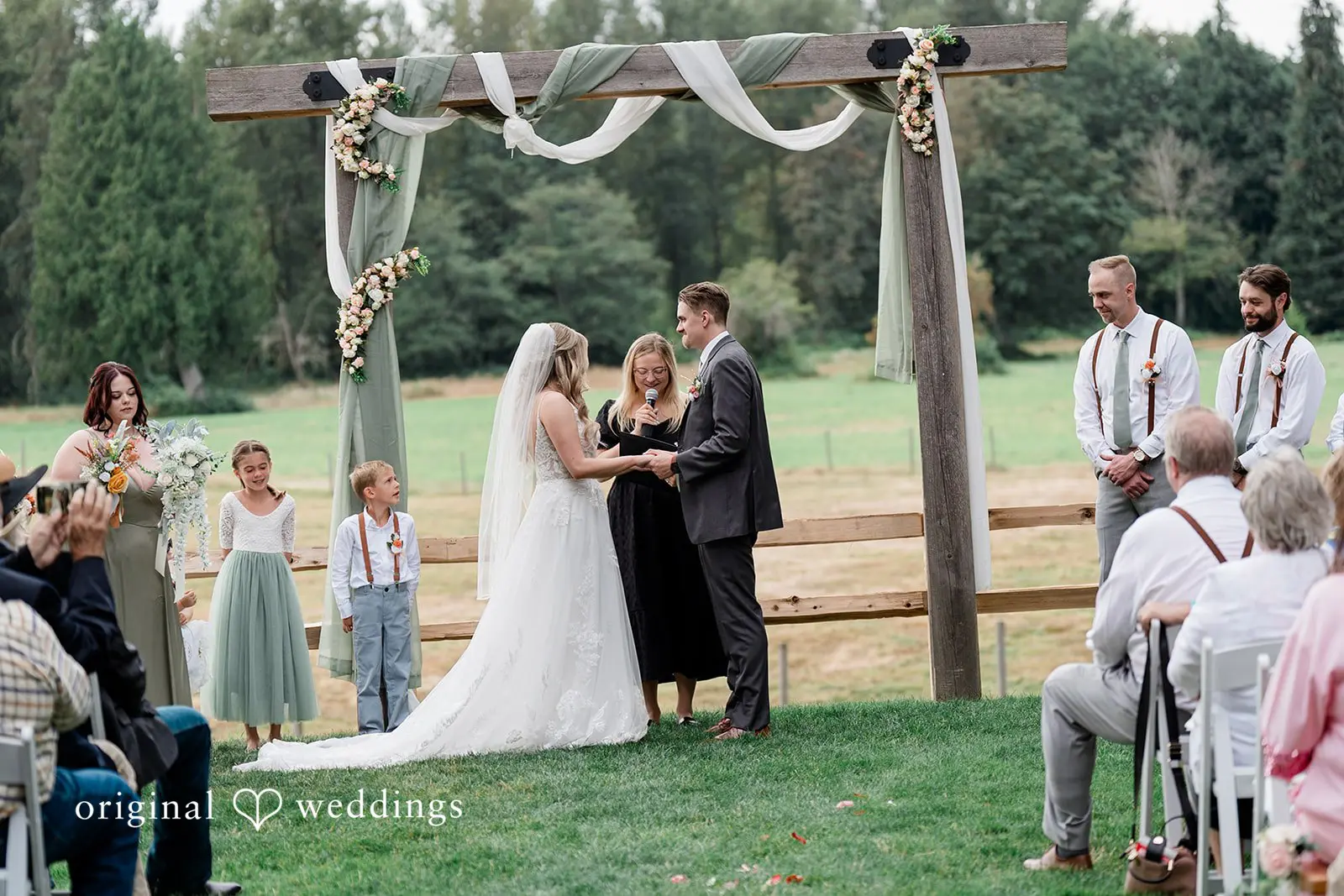 Emmy + Tres Machias Meadows Wedding // Emmy & Tres -