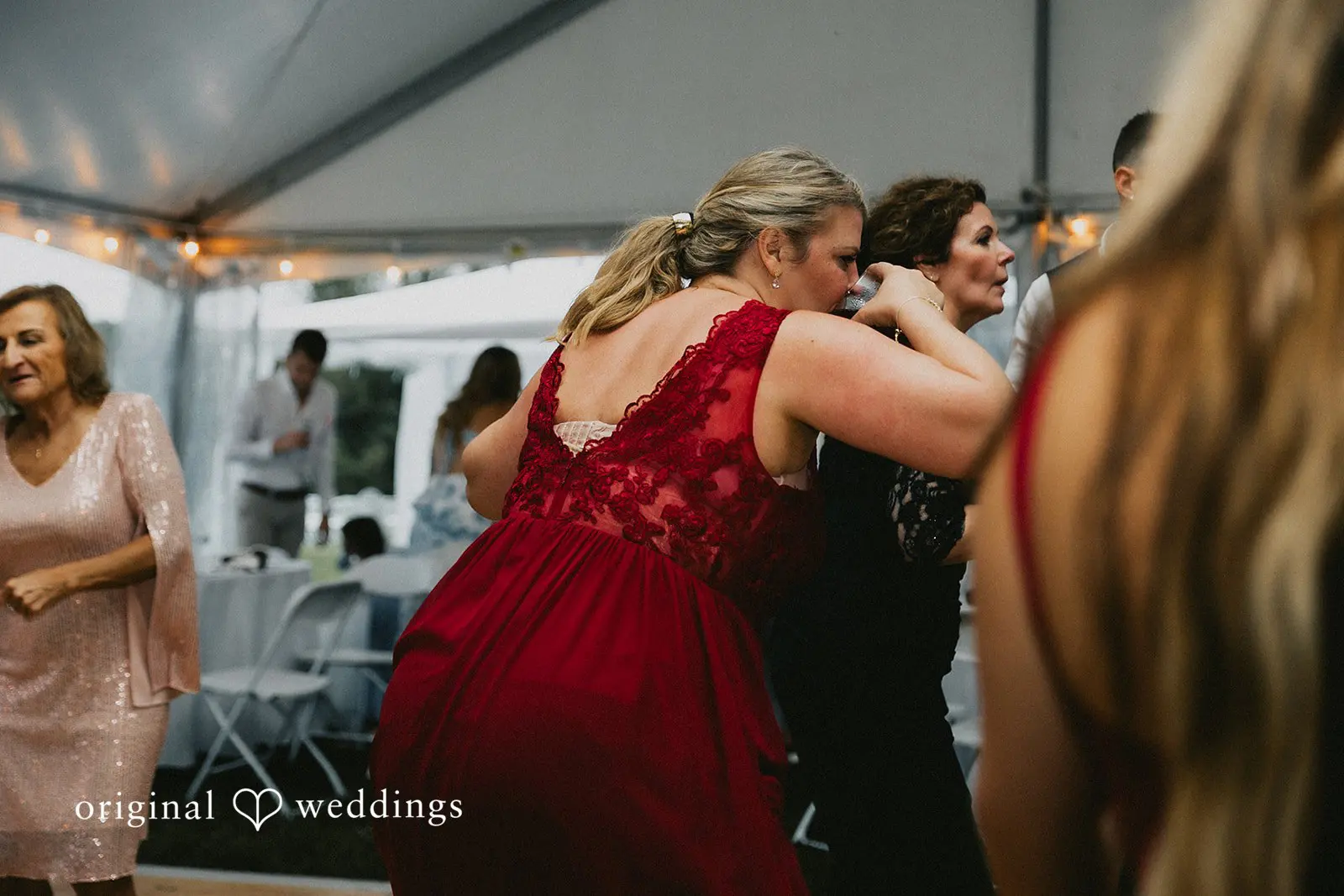 Robyn + Stephen Maryland Backyard Wedding // Robyn & Stephen -