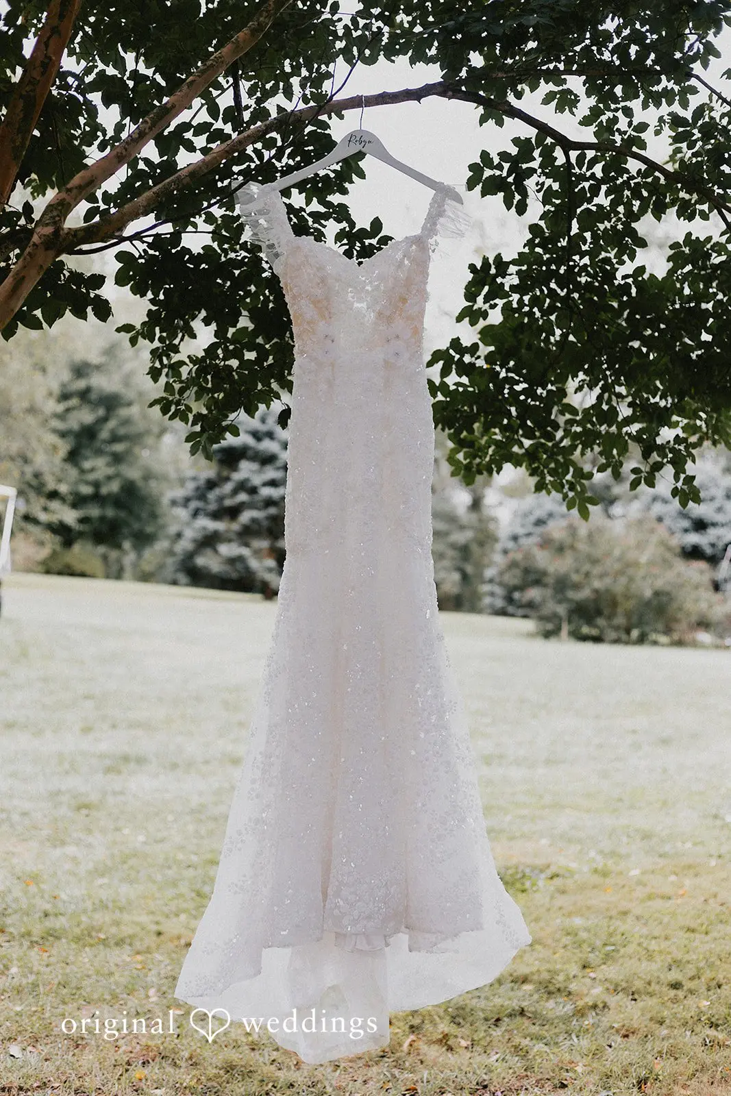 Robyn + Stephen Maryland Backyard Wedding // Robyn & Stephen -