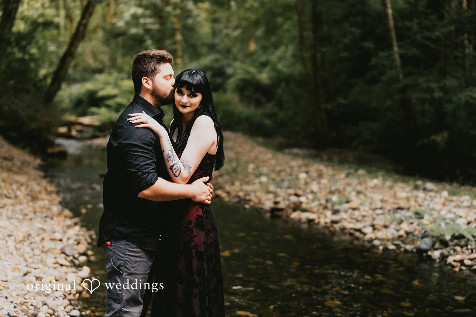 Julia + Josh May Creek Park Engagement // Julia & Josh -