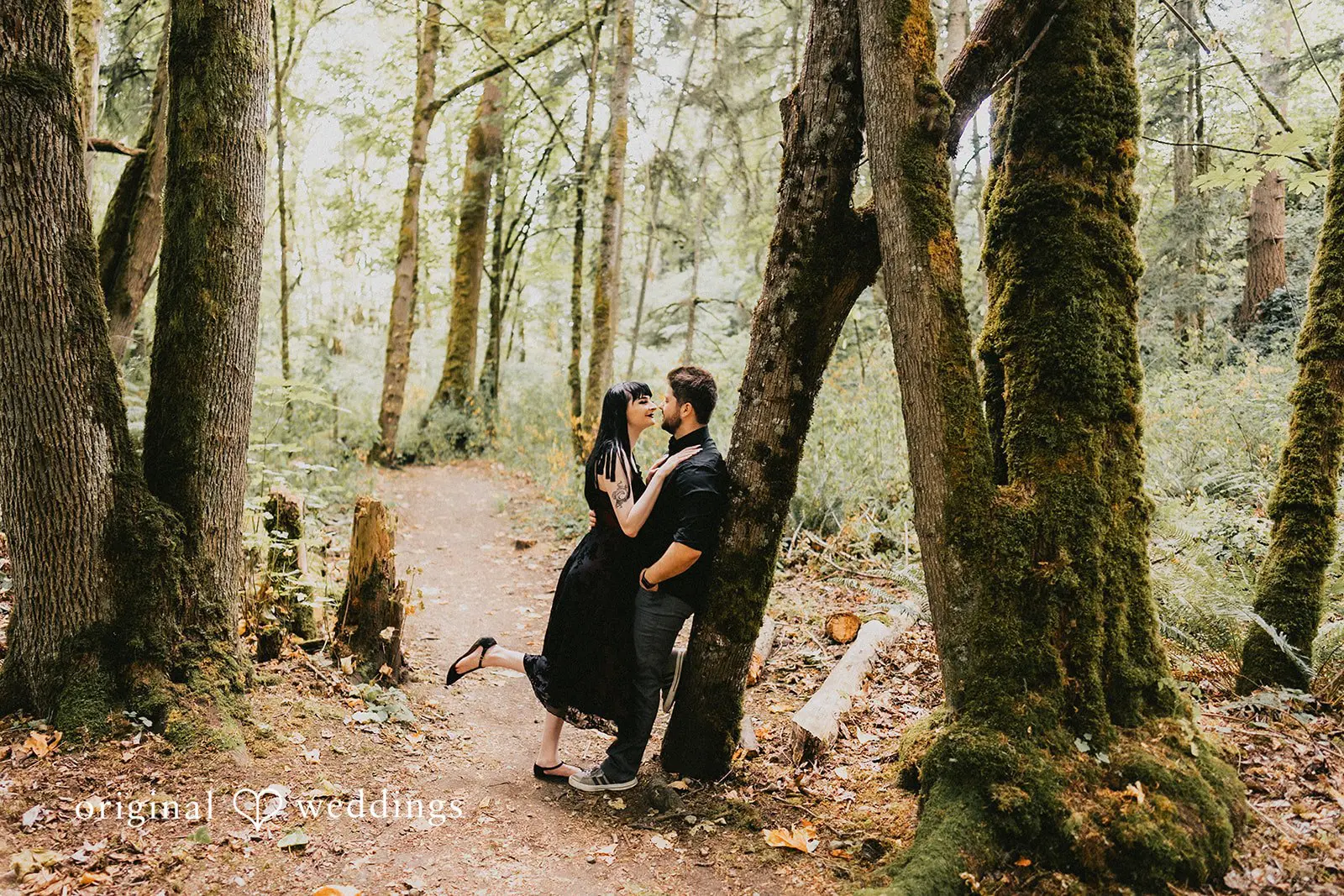 Julia + Josh May Creek Park Engagement // Julia & Josh -