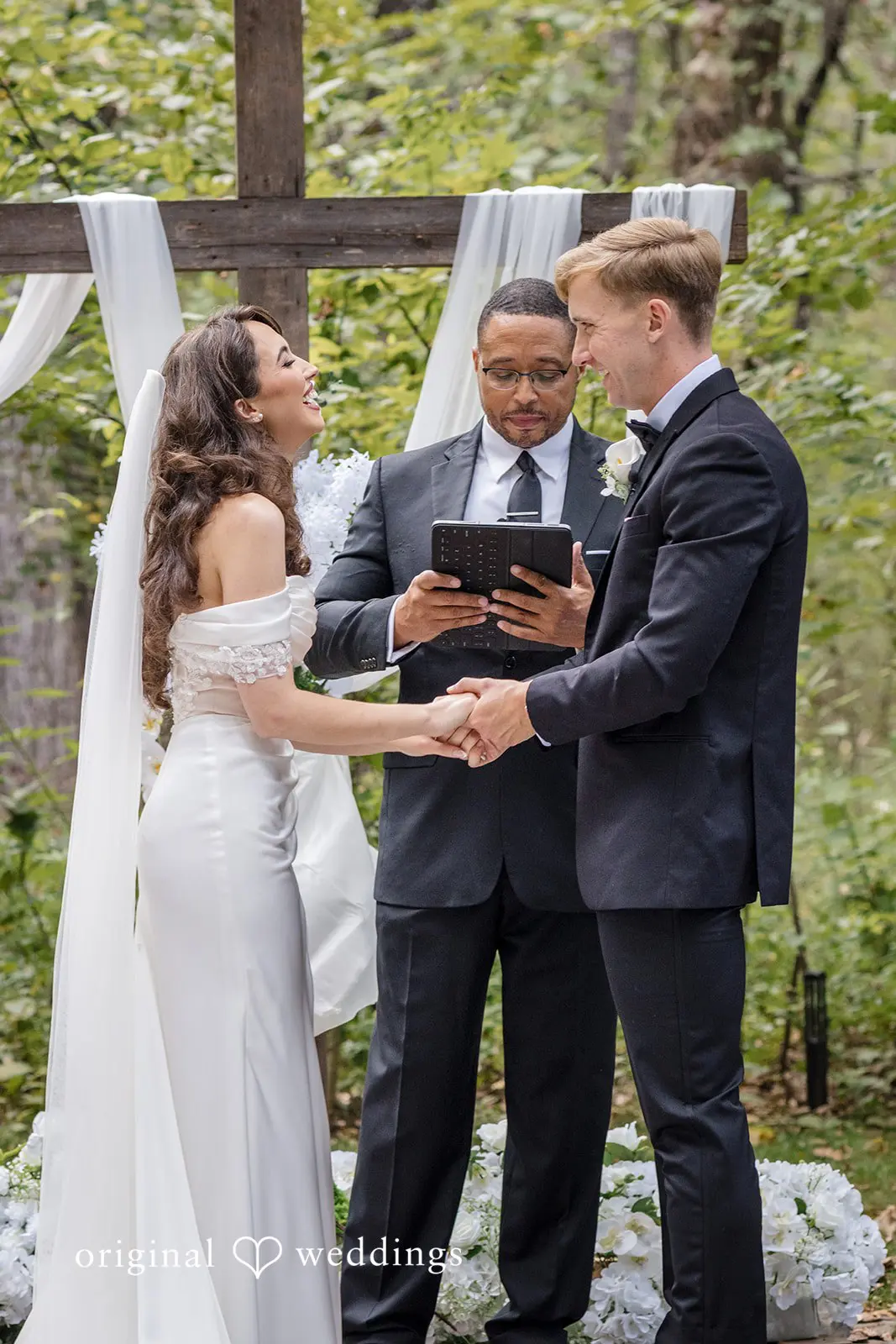 Merrick Hollow Wedding // Aylen & Liam -