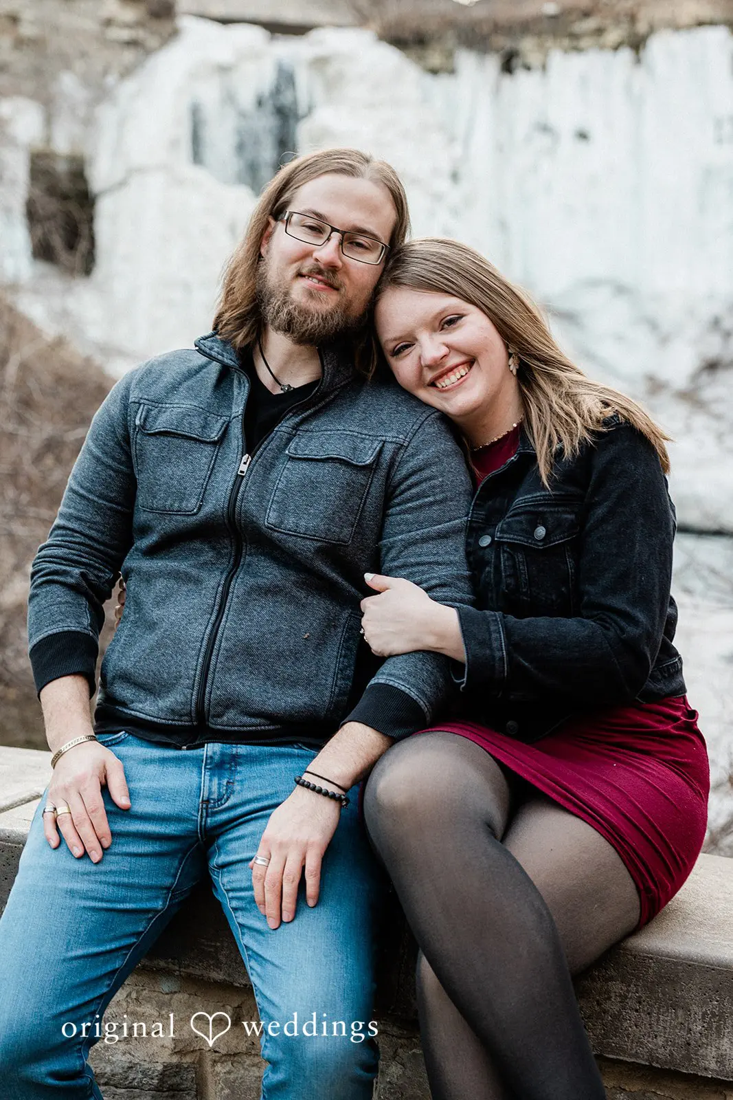 Courtney + Ross Minnehaha Falls Engagement // Courtney & Ross -