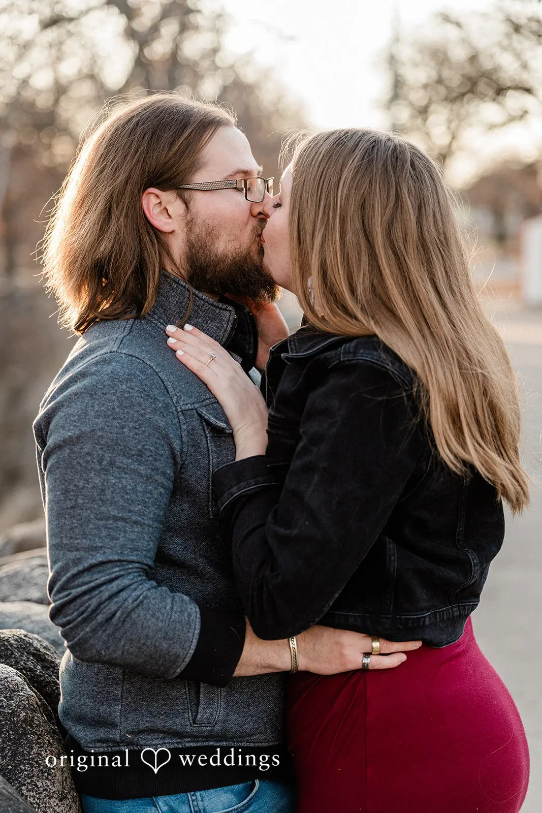 Courtney + Ross Minnehaha Falls Engagement // Courtney & Ross -