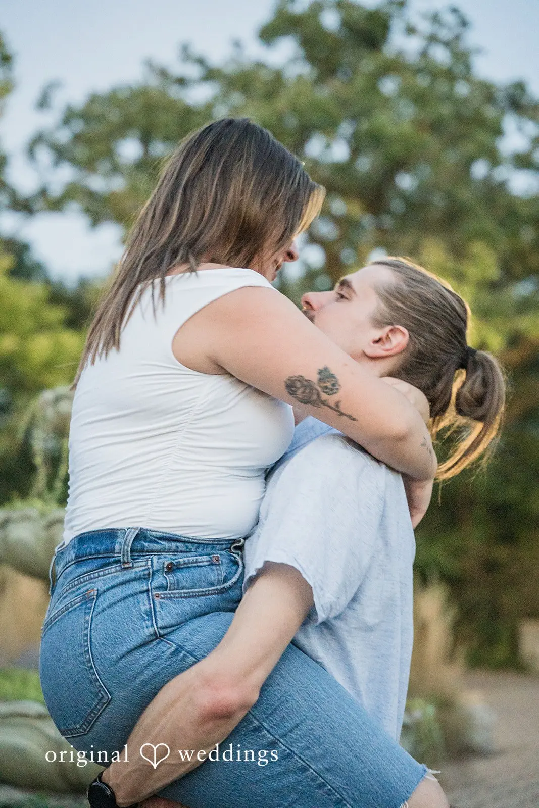 Matti + Logan Minnehaha Falls Engagement // Matti & Logan -
