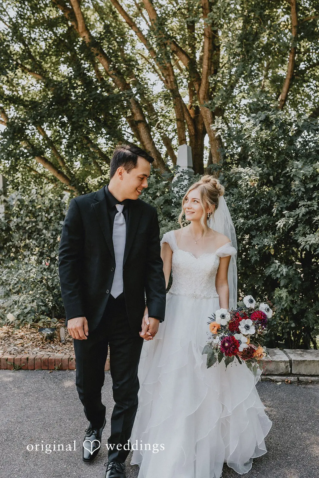 Jared + Sophia Minnesota Landscape Arboretum Wedding // Jared & Sophia -