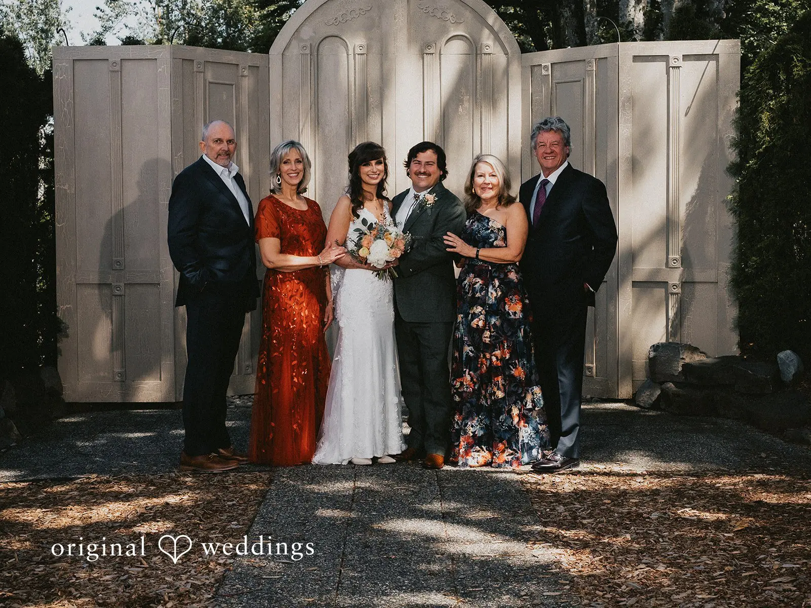 Rachael + Nicholas Mount Hood Center Wedding // Rachael & Nicholas -