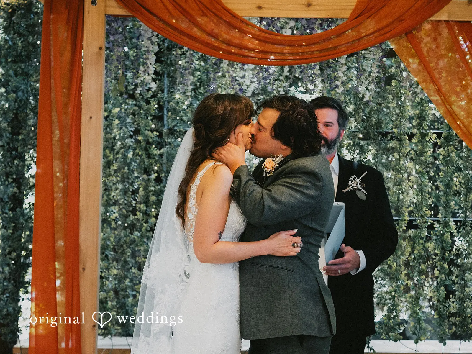 Rachael + Nicholas Mount Hood Center Wedding // Rachael & Nicholas -