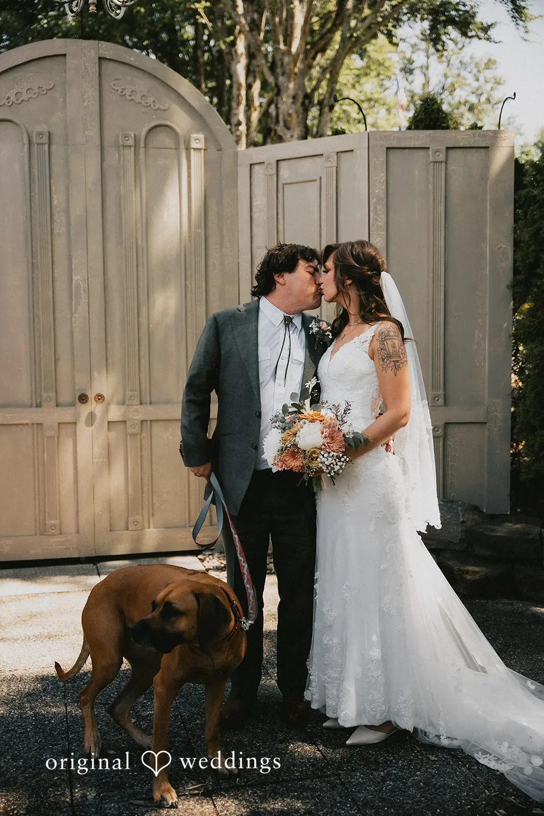 Rachael + Nicholas Mount Hood Center Wedding // Rachael & Nicholas -