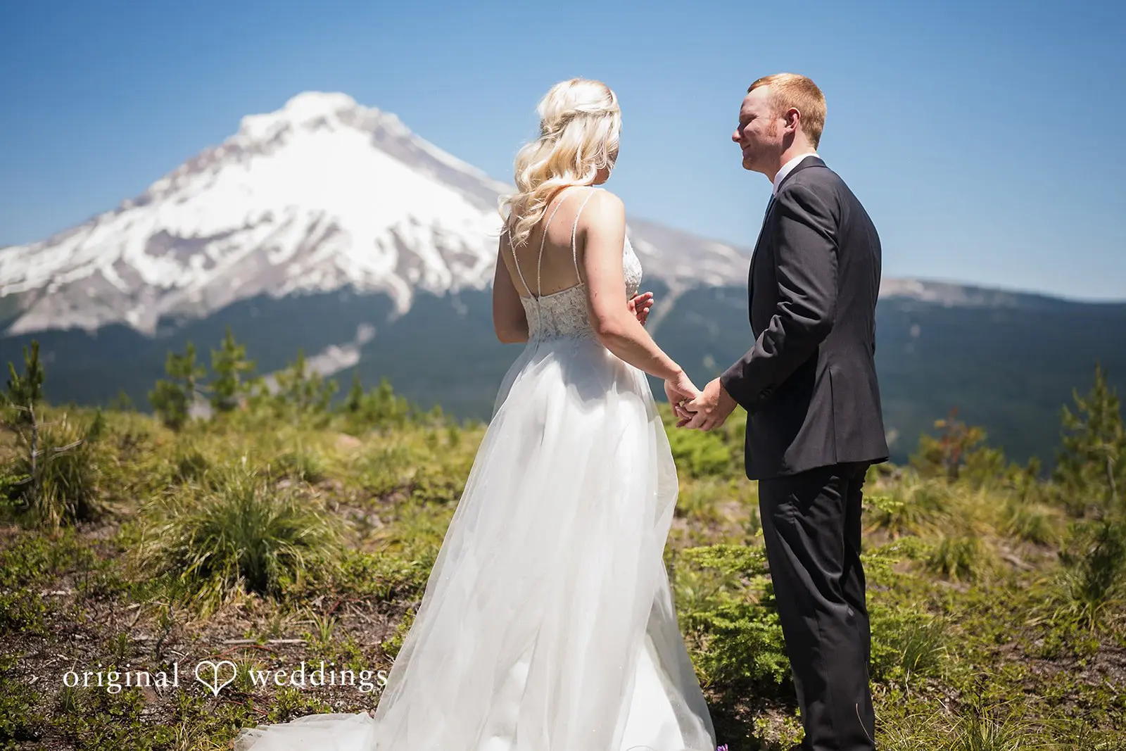 Kaylee & Rowdy Mt. Hood Skibowl Wedding // Kaylee & Rowdy -