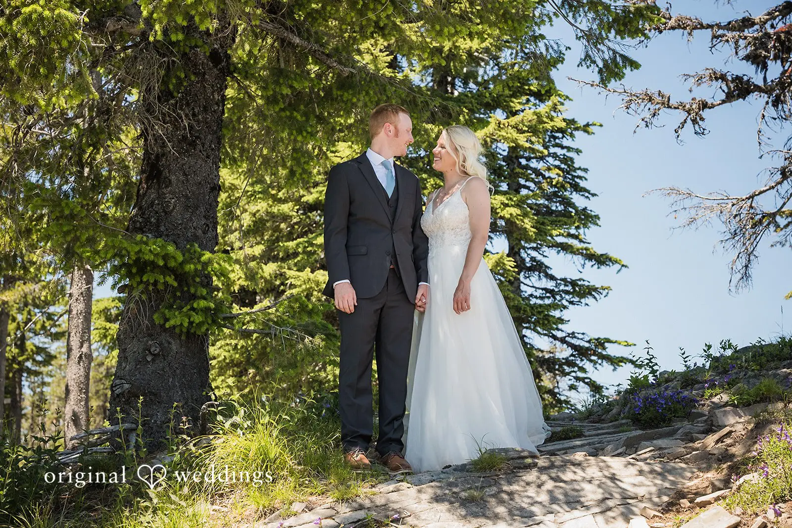 Kaylee & Rowdy Mt. Hood Skibowl Wedding // Kaylee & Rowdy -