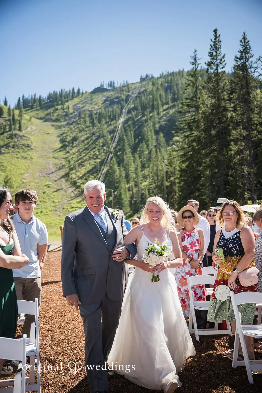 Kaylee & Rowdy Mt. Hood Skibowl Wedding // Kaylee & Rowdy -