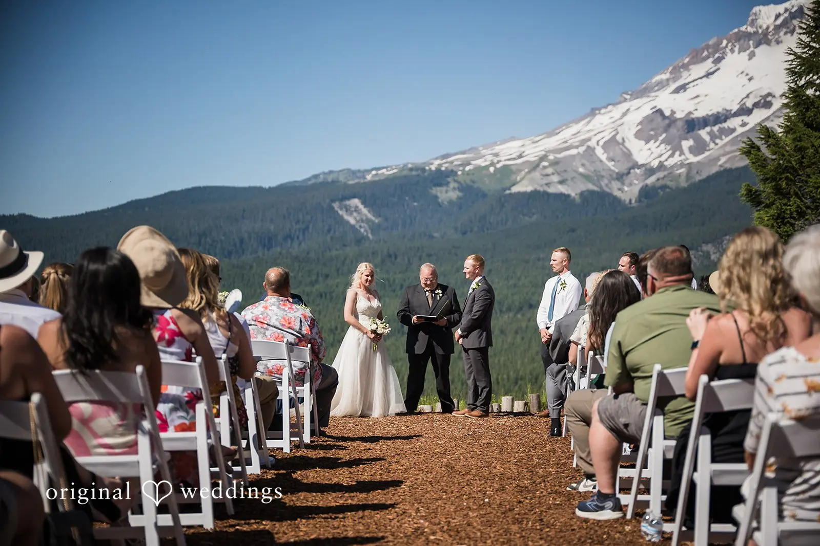 Kaylee & Rowdy Mt. Hood Skibowl Wedding // Kaylee & Rowdy -