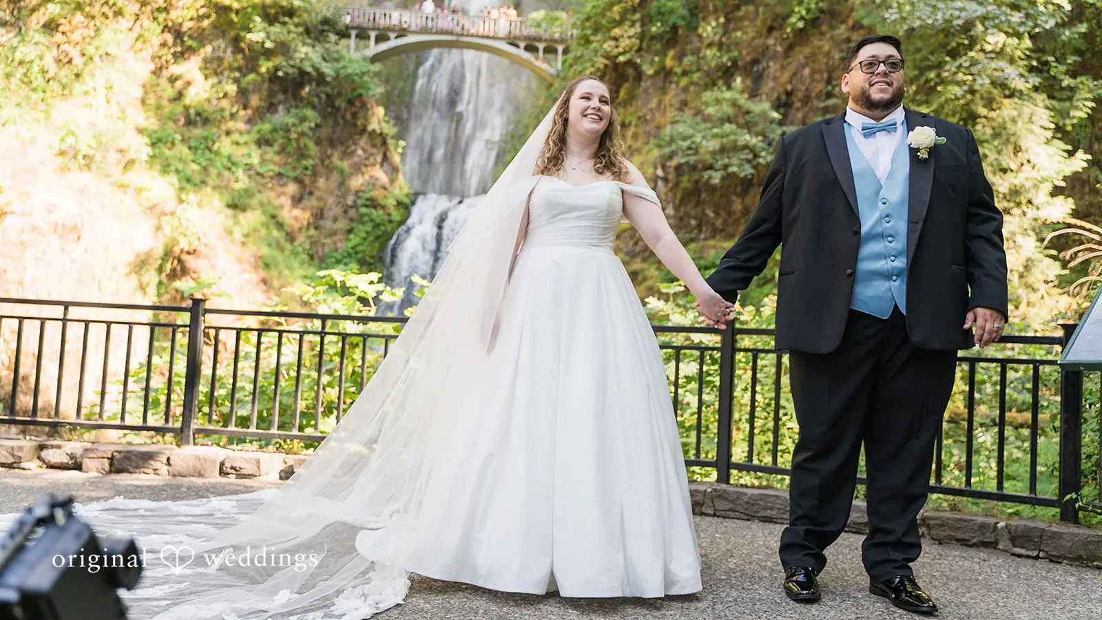 Krystal + Jose Multnomah Falls Wedding // Krystal & Jose -