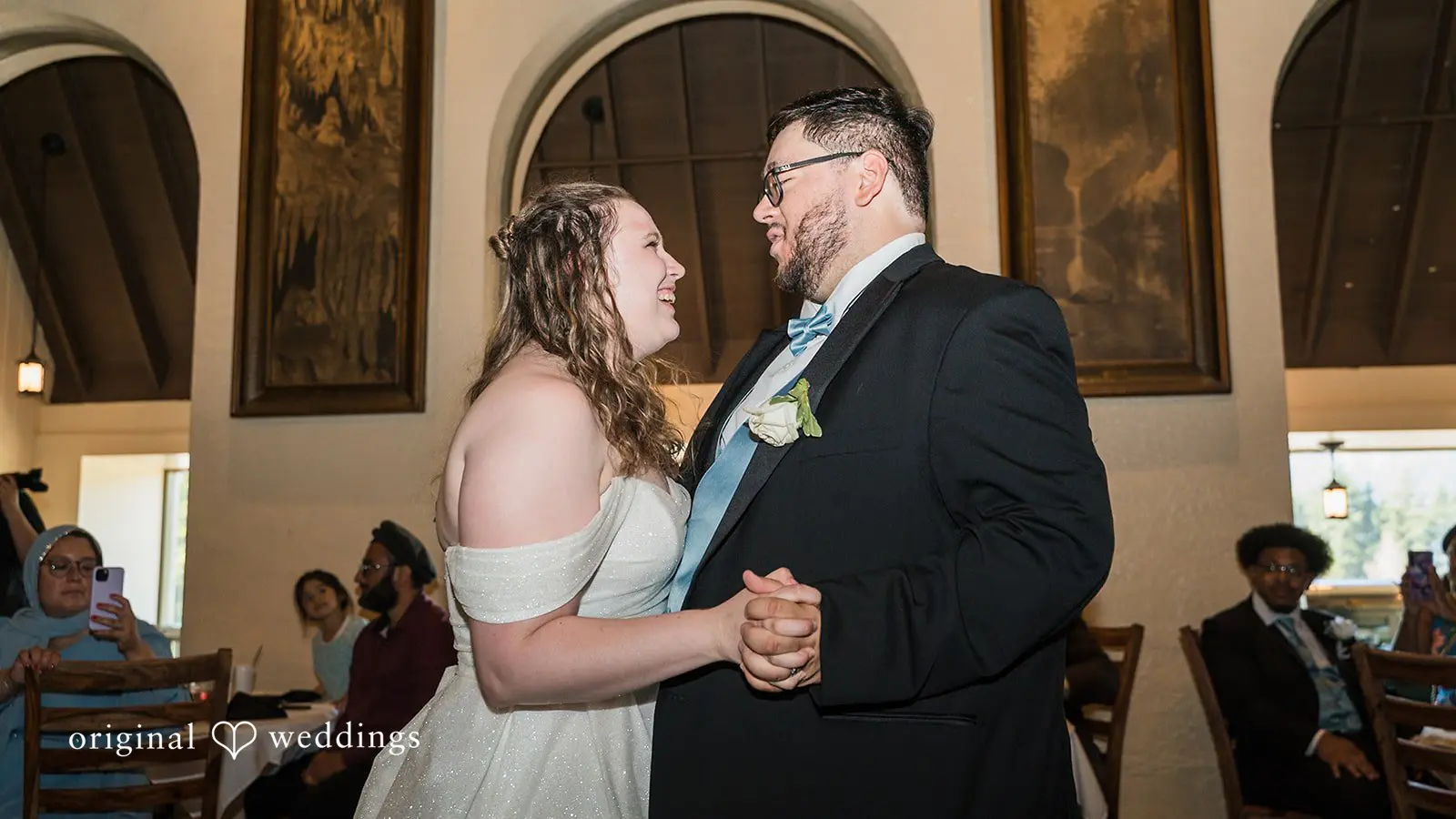Krystal + Jose Multnomah Falls Wedding // Krystal & Jose -